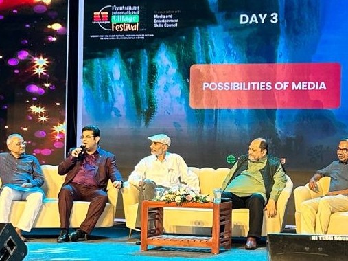 Chandigarh Design School founder Vineet Raj Kapoor was invited by PIVF Organising Committee to join the Panel Discussion on “The Possibilities in Media” at Peruvanam International Film Festival at Thrissur, Kerela. The Festival was held from 5-7 January 2024.